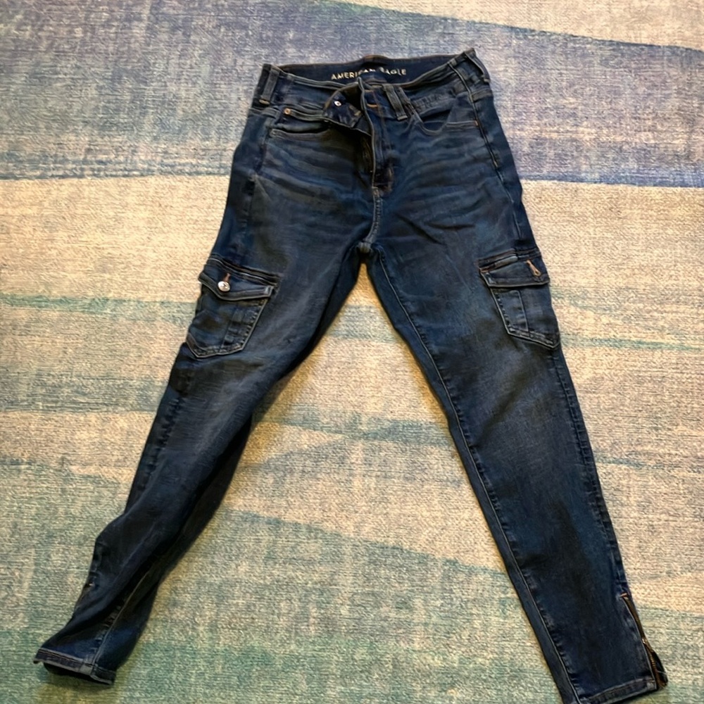 American Eagle Outfitters Blue Ankle Cropped Distressed Skinny Jeans Size 10